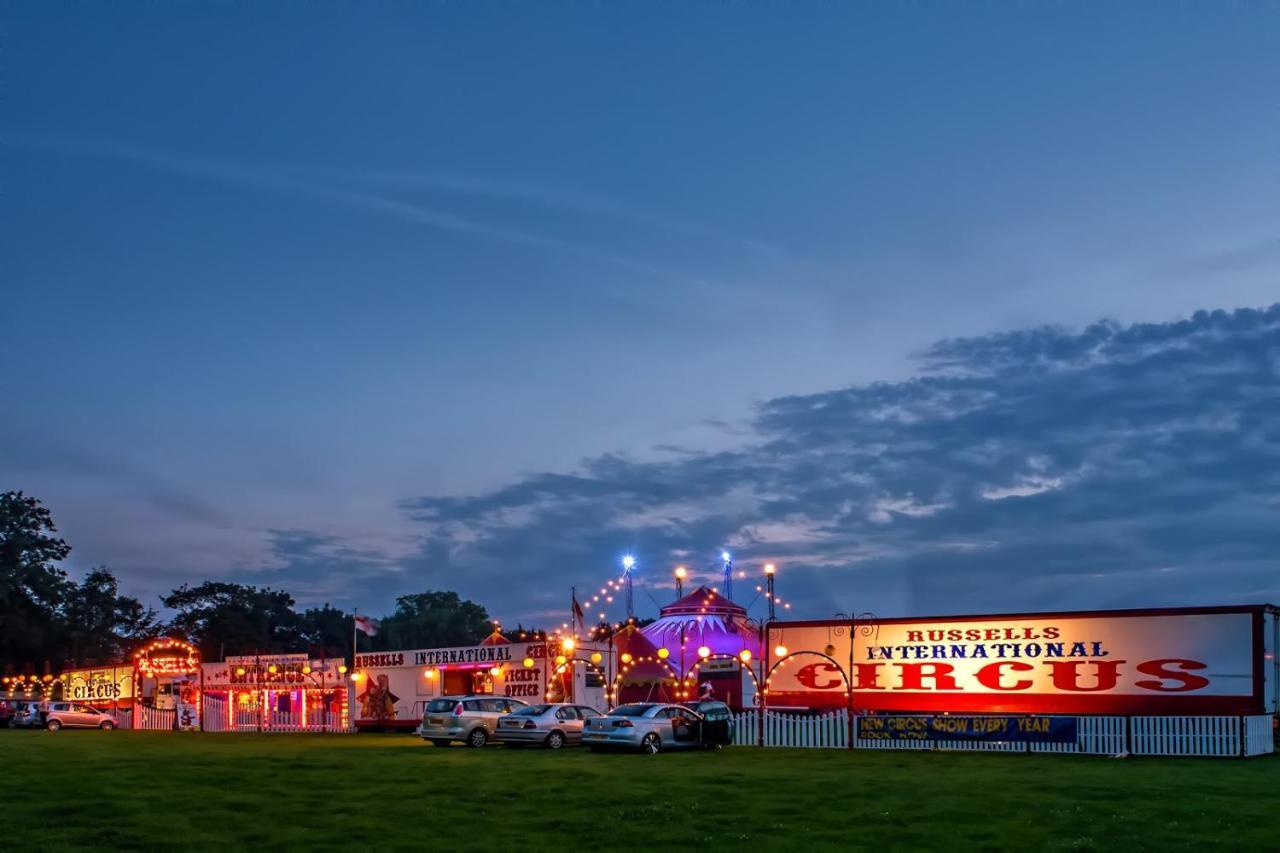Vintage, Circus Holiday Home Mablethorpe Exteriör bild