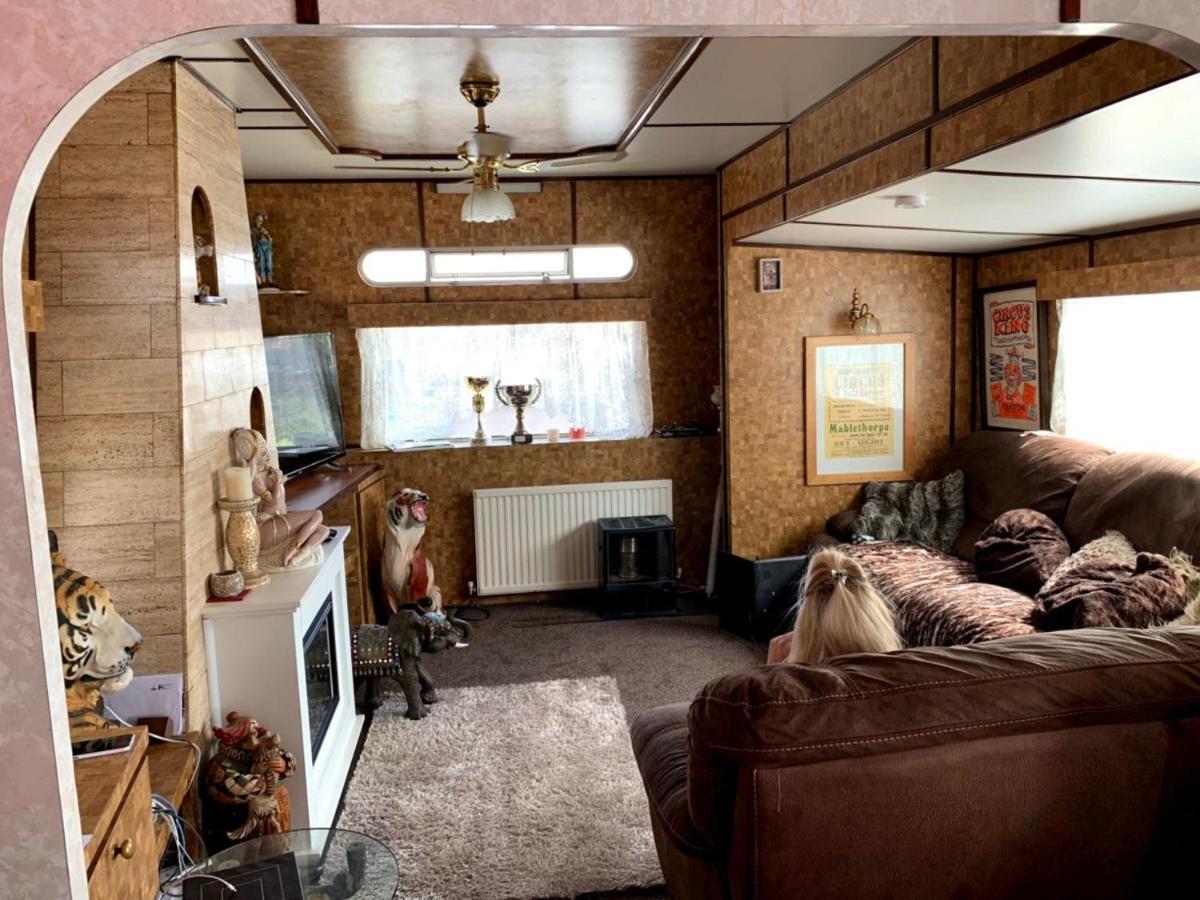 Vintage, Circus Holiday Home Mablethorpe Exteriör bild